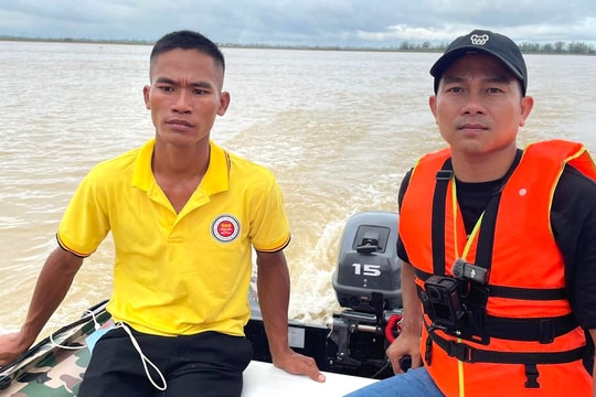 Đậu Văn Mân – Người ‘chở yêu thương, neo niềm tin’ giữa mùa giông lũ