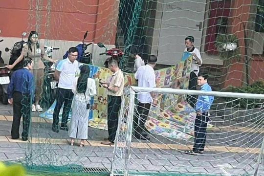 Nam sinh 16 tuổi nhảy lầu tử vong nghi bị bạo lực học đường tại Trường Cao đẳng Công thương Hà Nội