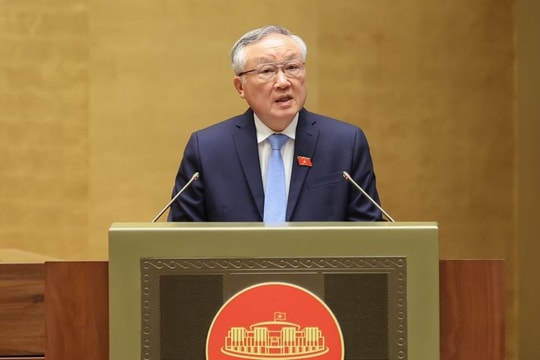 Thủ tướng và các Phó Thủ tướng thực hiện hơn 400 chuyến công tác để tháo gỡ khó khăn, nắm chắc thực tiễn