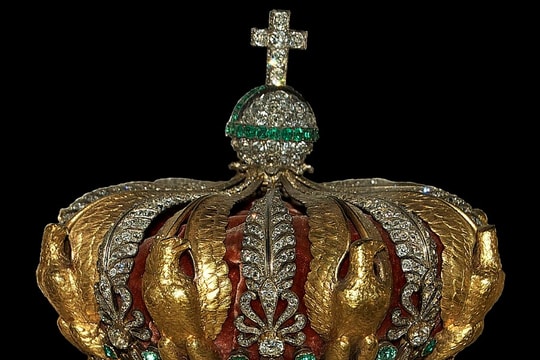 Vụ trộm tại Bảo tàng Louvre dấy lên lo ngại về an ninh tại Pháp