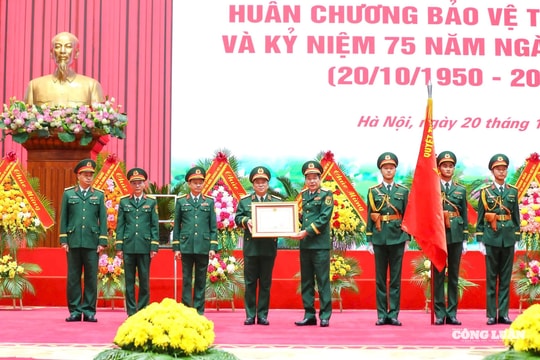 Báo Quân đội nhân dân đón nhận Huân chương Bảo vệ Tổ quốc hạng Ba và kỷ niệm 75 năm Ngày truyền thống