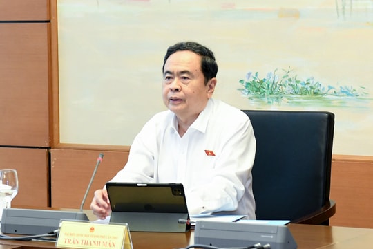 Có cơ chế thu hút đầu tư, tăng cường xã hội hóa hạ tầng hàng không