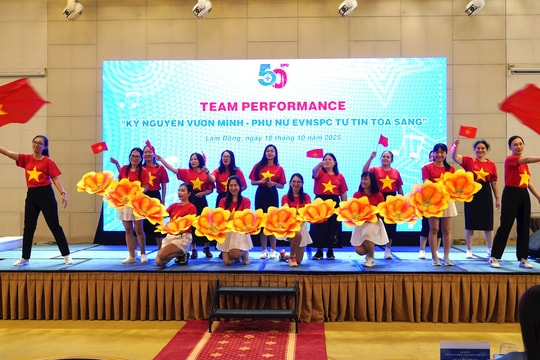 Phụ nữ EVNSPC tự tin tỏa sáng, góp phần xây dựng người phụ nữ Việt Nam thời đại mới