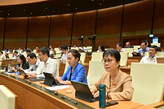 Nâng cao quyền tự chủ của các cơ sở giáo dục gắn với bảo đảm chất lượng, hiệu lực, hiệu quả