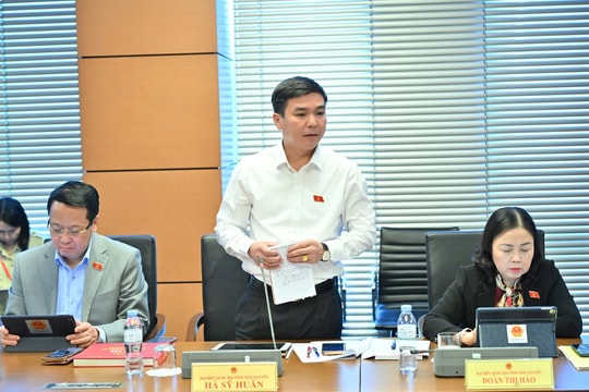 Đề nghị cho phép luân chuyển hoặc xét tuyển viên chức sang công chức