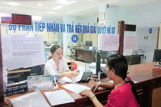 Không yêu cầu cá nhân, tổ chức nộp lại thông tin đã có trong cơ sở dữ liệu