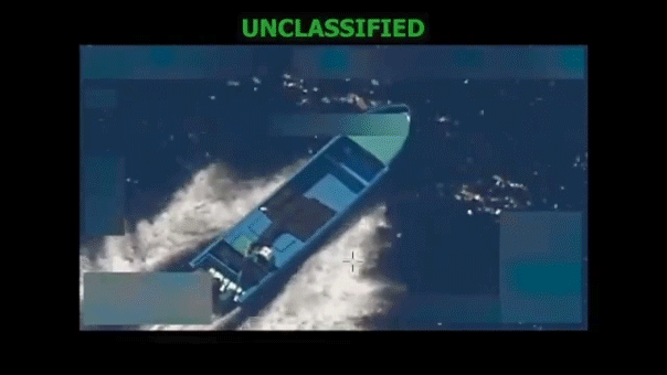 Quân đội Mỹ tấn công tàu ở Thái Bình Dương, 2 người thiệt mạng