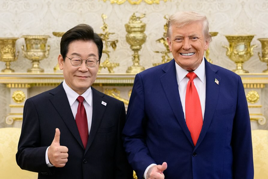 Tổng thống Hàn Quốc muốn ông Trump giúp thu hẹp khoảng cách với Triều Tiên