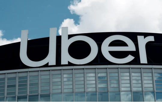 Uber muốn tài xế huấn luyện AI khi chờ khách