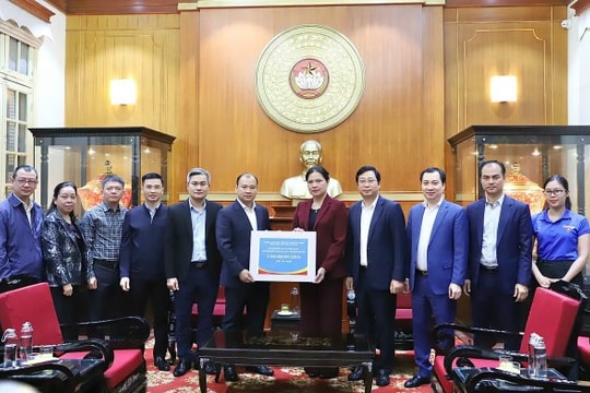 Hơn 1.091 tỷ đồng ủng hộ đồng bào vùng thiên tai thông qua Mặt trận Tổ quốc Việt Nam