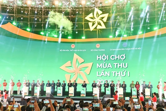 Khai mạc Hội chợ Mùa Thu lần thứ nhất năm 2025