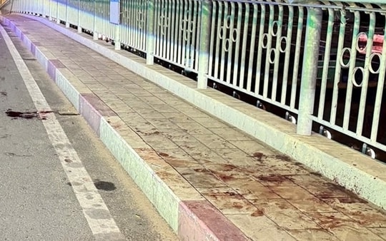 Đối tượng dùng dao đâm chết người trên cầu Dục Thanh đã ra đầu thú