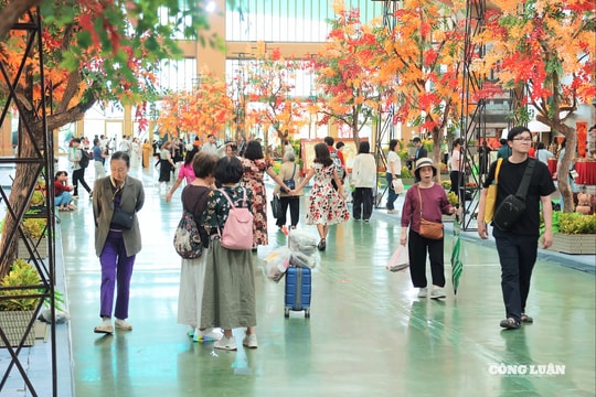 Hà Nội đón 2,27 triệu lượt khách du lịch trong tháng 10/2025