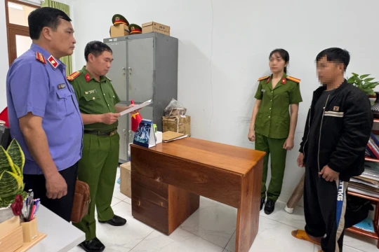 Vụ thu giữ gần 5 tấn nguyên liệu nghi để làm cà phê giả ở Gia Lai: Tạm giữ thêm 1 đối tượng