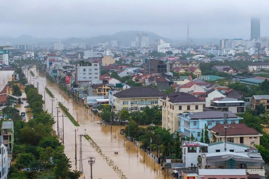 Dự báo thời tiết ngày 29/10: TP Huế, TP Đà Nẵng mưa lớn vượt trên 550mm
