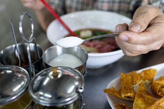 Chuyên gia lý giải liệu bột ngọt có thật sự ảnh hưởng đến trí nhớ