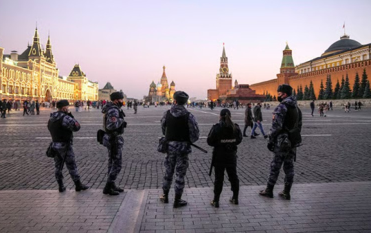 Ngân hàng trung ương Nga cảnh báo chiến lược kinh tế của Moscow đang đi sai hướng