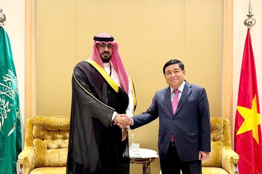 Việt Nam mong muốn Saudi Arabia chia sẻ kinh nghiệm trong đổi mới mô hình tăng trưởng