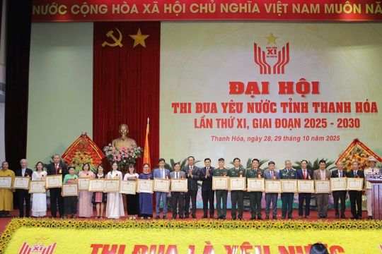 Ba nhà báo tiêu biểu của xứ Thanh được vinh danh tại Đại hội Thi đua yêu nước tỉnh Thanh Hóa lần thứ XI