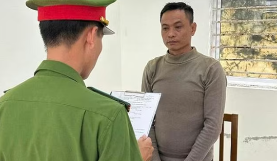 Bắt giữ đối tượng dùng 'ảnh nóng' tống tiền tình cũ 100 triệu đồng