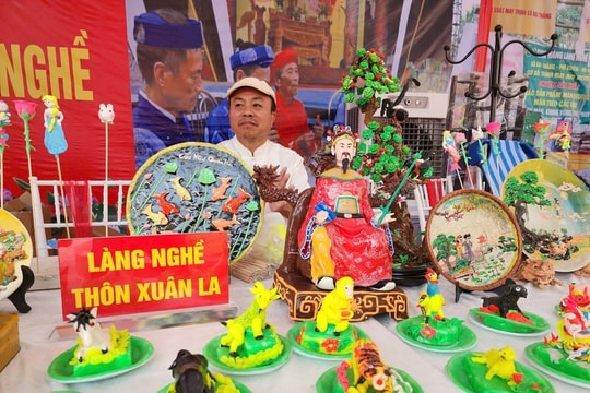 Phượng Dực (Hà Nội): Tổ chức Triển lãm làng nghề 2025 với 145 gian hàng
