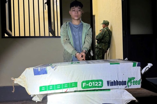 Bắt giữ đối tượng vận chuyển gần 1 tạ pháo nổ từ biên giới về bán kiếm lời