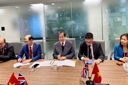 Thúc đẩy hợp tác Việt Nam – Anh trong giáo dục, năng lượng sạch và thương mại