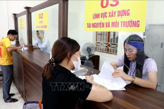 Bộ Chính trị ban hành Kết luận về tình hình, kết quả hoạt động của hệ thống chính trị và chính quyền địa phương 2 cấp