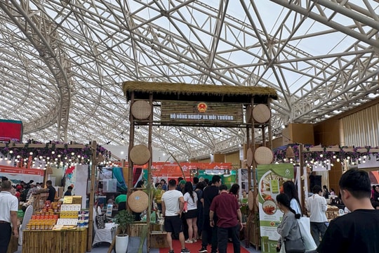 Nông sản Việt 'ghi dấu ấn xanh' tại Hội chợ Mùa Thu 2025