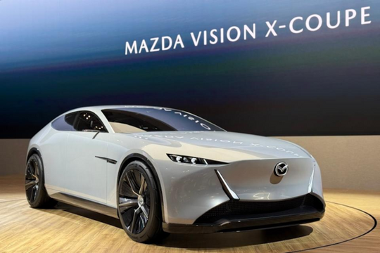 Mazda ra mắt xe ý tưởng có khả năng lọc không khí khi di chuyển