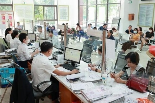 Chính phủ quy định thẩm quyền quyết định chuyển giao đơn vị sự nghiệp công lập