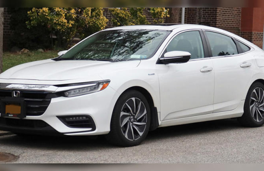 Xe hybrid có thực sự tiết kiệm về lâu dài?