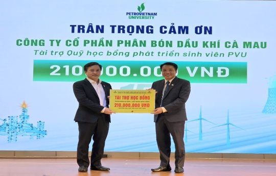 Phân bón Cà Mau- Tiếp lửa cho thế hệ dầu khí tương lai