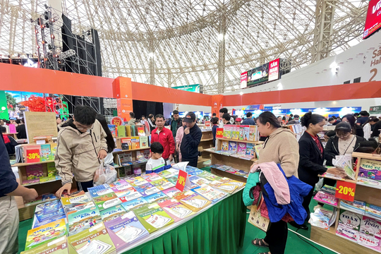 Không gian sách tại Hội chợ Mùa thu 2025: Lan tỏa giá trị đọc trong cộng đồng