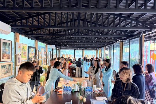 'Hà Nội Thanh Tân' - Triển lãm nghệ thuật trẻ giữa lòng di sản