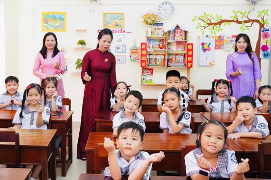 Bộ GD&ĐT nêu những lý do cần phải thêm lương đặc thù cho giáo viên