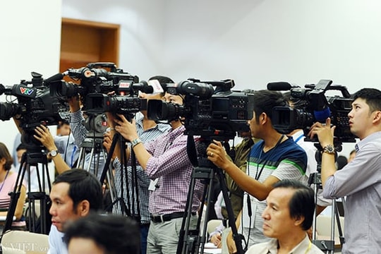 TPHCM đẩy mạnh kết nạp đảng viên trong các lĩnh vực trọng yếu, chú trọng đội ngũ báo chí