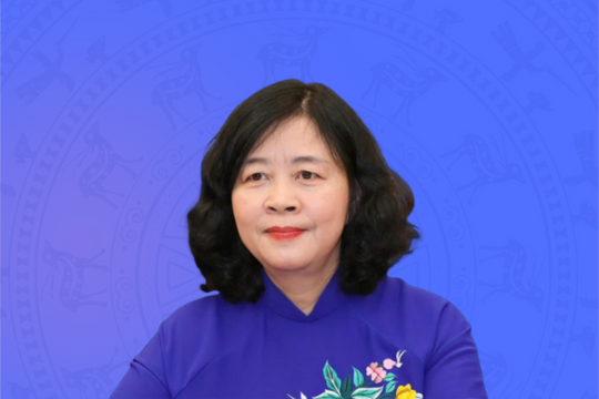Chân dung Bí thư Đảng ủy Mặt trận Tổ quốc, các đoàn thể Trung ương Bùi Thị Minh Hoài