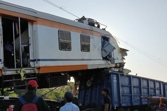Tám người thiệt mạng trong vụ va chạm tàu hỏa ở Ấn Độ
