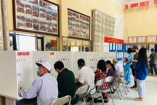 Hà Nội ứng dụng VNeID trong lập, in thẻ cử tri phục vụ bầu cử Quốc hội và HĐND các cấp