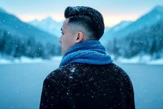 Giới trẻ 'phát sốt' với trào lưu tạo ảnh đứng giữa không gian tuyết trắng bằng AI