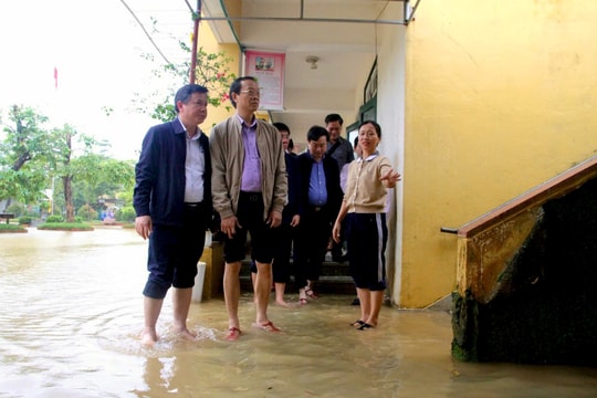 3 học sinh thiệt mạng sau lũ, Bộ GD&ĐT yêu cầu bảo đảm an toàn trường học