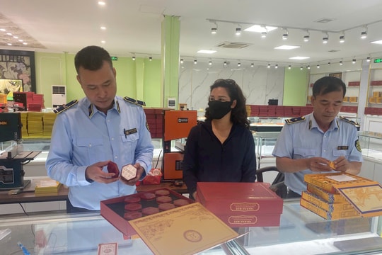 Bắt loạt lô hàng lớn giả mạo nhãn hiệu, nhập lậu tại Quảng Ninh