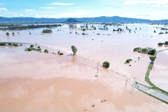 Chủ tịch UBND tỉnh Gia Lai yêu cầu cán bộ làm cả thứ 7 và Chủ nhật để khắc phục hậu quả bão số 13
