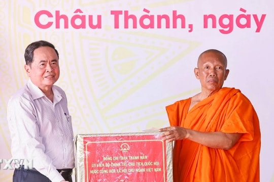 Huy động các nguồn lực từ cộng đồng để chăm lo chu đáo cho gia đình chính sách, hộ nghèo