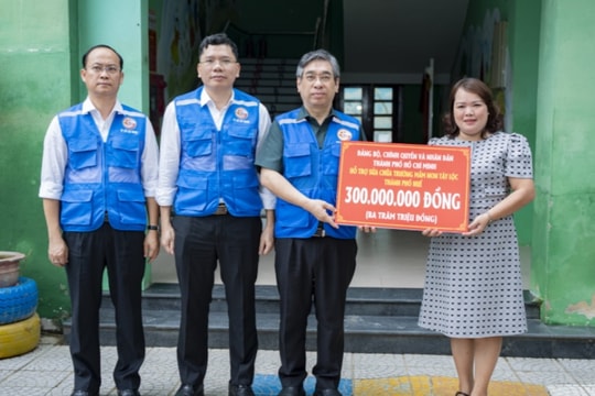 Thành phố Huế tiếp nhận hơn 382 tỷ đồng để khắc phục hậu quả lũ lụt