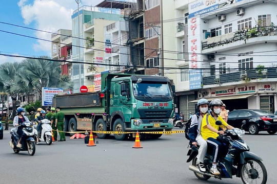 Gia Lai: Xe ô tô tải tông người đi xe máy tử vong tại chỗ