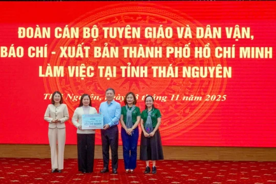 Đoàn tuyên giáo - dân vận, báo chí TPHCM thăm và làm việc tại tỉnh Thái Nguyên