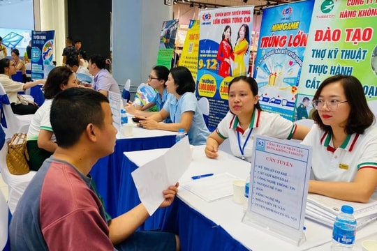 Kết nối việc làm, tạo sức bật cho người dân vươn lên thoát nghèo