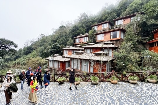 Lai Châu xúc tiến các tour du lịch khách quốc tế đến từ Hà Nội